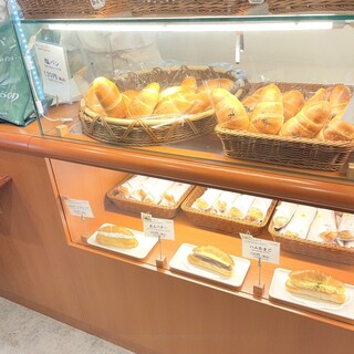 塩パン屋 パン・メゾン_0