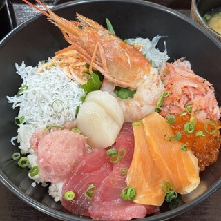 海の幸と山の幸 するが食堂_1