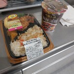 キッチンオリジン - 料理写真:タケノコご飯のお弁当(^○^)