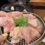 にんにく鶏焼肉サン - 