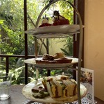 salon de the Tea shot - 