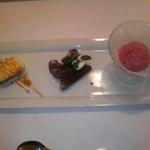 アユート - プリン、ガトーショコラ、シャーベット(デザート)