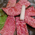 神戸亭本店 炭火焼肉大門 - 特選和牛カルビ