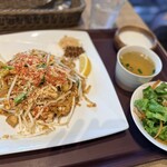 エムエム タイ - 