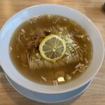 らーめん 八芯 - 麺の佇まいが美しい^^