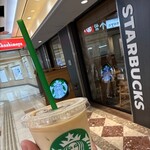 スターバックス・コーヒー - ドリンク写真:■Short スイート ミルクコーヒー　¥520
　ﾊﾞﾆﾗﾌﾚｰﾊﾞｰｼﾛｯﾌﾟ少なめ (+0円)
　ﾎﾜｲﾄﾓｶﾌﾚｰﾊﾞｰｼﾛｯﾌﾟ少なめ (+0円)