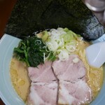 寺田家 - ラーメン 並