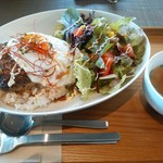 ユニフル コーヒー ボックス - ロコモコ850円（ドリンクセットにすると－300円）