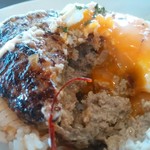 ユニフル コーヒー ボックス - ジューシーなハンバーグ