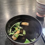 市松 - あれ？肝吸いでしたっけ？