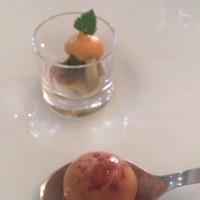 小笠原伯爵邸 - プレニャーオ ～チョリソ入りミニパン～ / 下仁田葱のロメスコソース