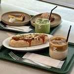 BUG Cafe - 