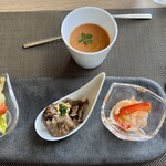 Jose Luis Karuizawa - タパス3種とガスパチョ
