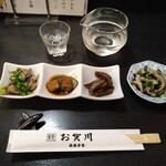うなぎ お㚙川 - お通しなど、甲子（うまから純米酒）