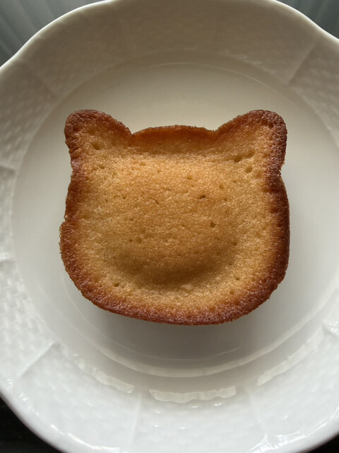 CAT & BAKES 9456 （キャット&ベイクスグシコロ） - 日吉町/パン