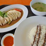 Tong Fong Fatt Hainanese Boneless Chicken Rice - チキンライス3.5ドル