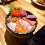 炭と海鮮と串焼きと肴 とっとっと - 