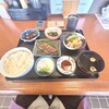 川よし - うなぎ・お刺身定食と肝焼き