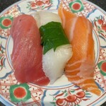 回転割烹 寿司御殿 - 