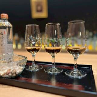 お茶屋バー 近江榮_2