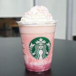 スターバックスコーヒー - ドリンク写真:ストロベリーフラペチーノ!