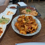炭火焼肉 牛和鹿 - 