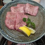 炭火焼肉 牛和鹿 - 