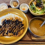 カキノキテラス - 山形米澤豚のカツカレー