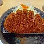 とんかつ神楽坂さくら - ハーブ三元豚ロースかつ180g