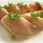 Ravian Ro-Zu - 天然ブリの洋風鮨（コース料理一例）