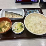 すき家 - 料理写真:◉ 塩さば定食 ¥670- ※ 深夜料金7%込み