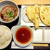 まきの - 初めの天ぷら3品と小蕎麦が来て