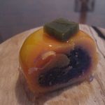 竹情荘 - 柿の和菓子の断面(2012.10)