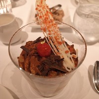 イタリアン オット - ヘーゼルナッツのクリームパフェ
