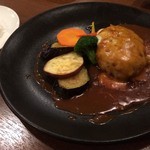 はまきた珈琲 - 讃岐三蓄チーズバーグ（デミグラス・1,150円）_2015年2月