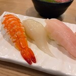 駿河湾朝獲れ回転寿司のぶちゃん - 