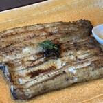 魚登久 - 白焼き