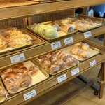 パンの森 - 店内