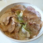 シロクマ食堂 - ミックス豚丼　2015.2月