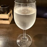 串屋 - 日本酒3杯目七冠馬（奥出雲）　本日の金メダル