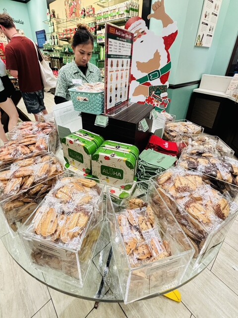 Honolulu Cookie Company International Market Place （ホノルル