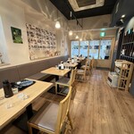 串天×串焼き ふわり - 店内