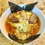 きくちひろき - 料理写真:赤鬼(赤とうがらしエキス入り)醤油ラーメン