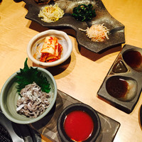 吟味屋 新大阪店 - 生セン、ナムル盛、キムチ