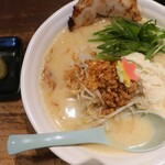 麺場 田所商店 - 料理写真:京都雅雅味噌らーめん＋炙りチャーシュー