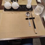 Chinese Restaurant Season - テーブル周り。
