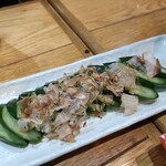 もつ焼き ごう - キュウリの１本漬け