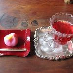 竹情荘 - 和ハーブティーと桃の和菓子(2013.02)
