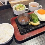 下北沢 とろける大人のハンバーグ - 