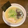 長浜ラーメン フクフク - •ラーメン(950円)